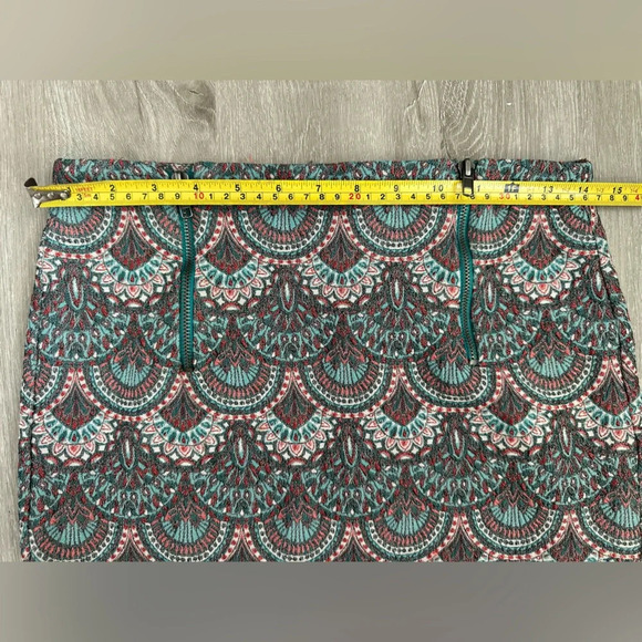 Zara Trafaluc Mini Skirt, Sz 5 - Picture 6 of 7